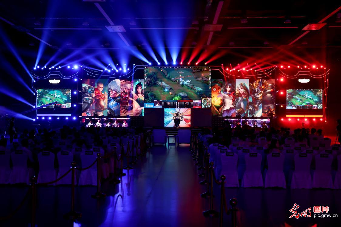 尤其在关键 尤其在关键