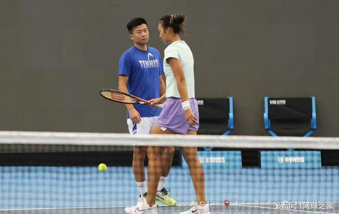 随着转会窗 随着转会窗