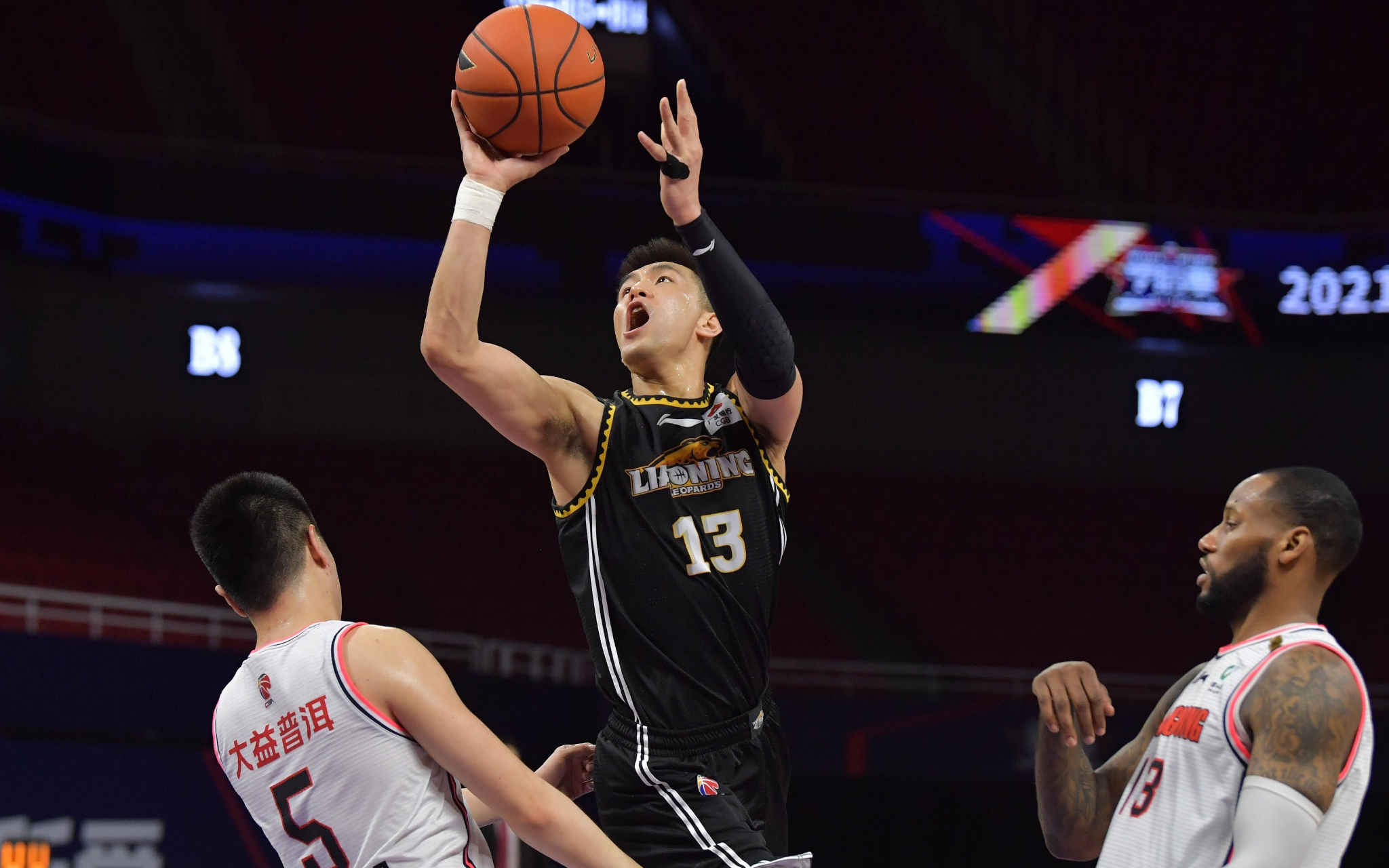 尽管拥有伦 尽管拥有伦