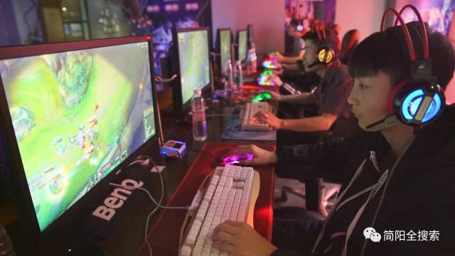 凯尔特人新赛季能力值揭秘：双探花强势登场，西蒙斯能否带来新生机？