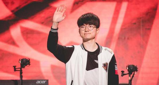 自于前锋线 自于前锋线