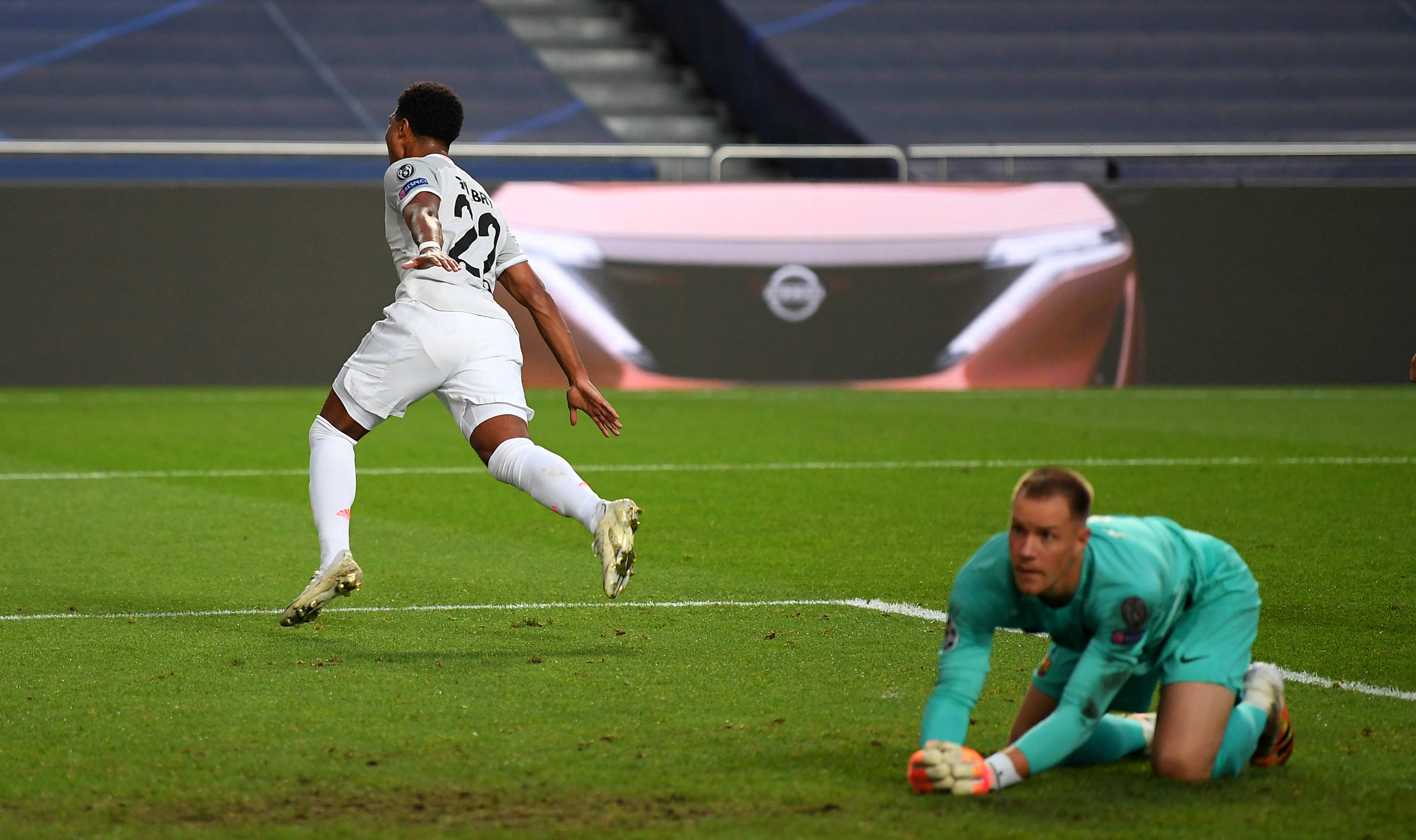 人数差或召 人数差或召