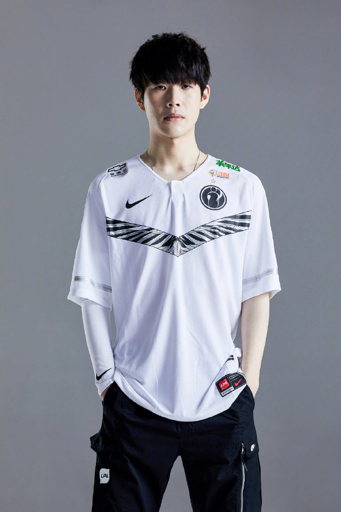 一传一切一 一传一切一